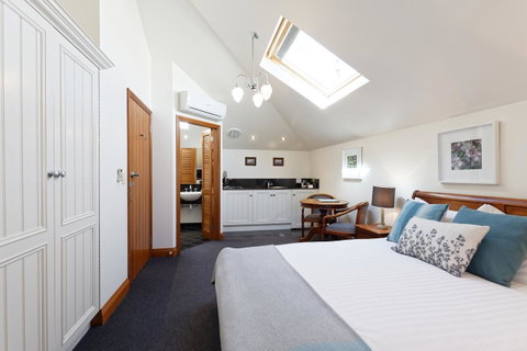 54 On Bank - Accommodation VIC 18