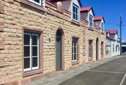 54 On Bank - Accommodation VIC 2