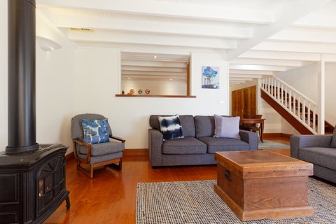 54 On Bank - Accommodation VIC 6