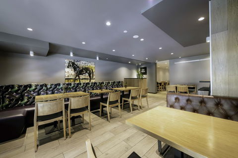 Brady Hotels Central Melbourne - Accommodation VIC 15