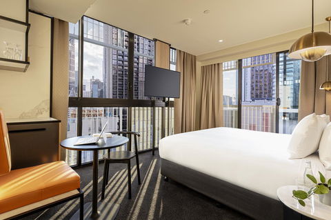 Brady Hotels Jones Lane - Accommodation VIC 3