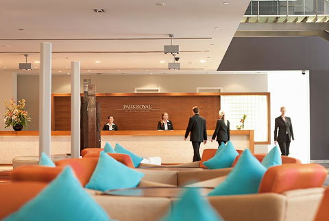 PARKROYAL Melbourne Airport - Accommodation VIC 8