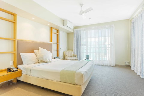 Deep Blue Hotel & Hot Springs - Accommodation VIC 43