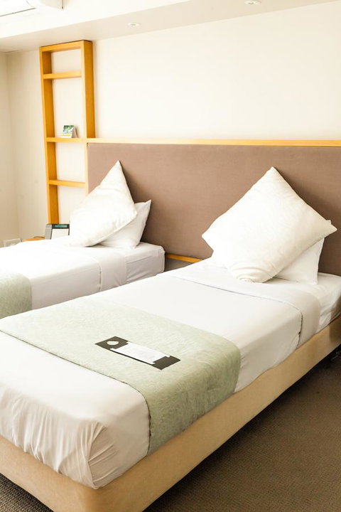 Deep Blue Hotel & Hot Springs - Accommodation VIC 17
