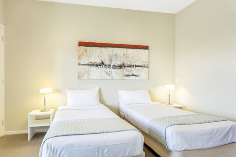 Deep Blue Hotel & Hot Springs - Accommodation VIC 30