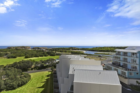 Deep Blue Hotel & Hot Springs - Accommodation VIC 34