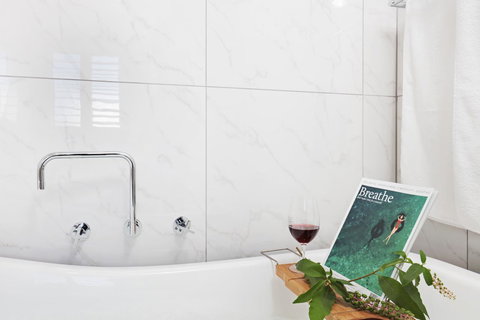 Sandymount - Accommodation VIC 8