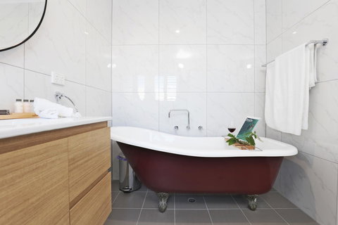 Sandymount - Accommodation VIC 11