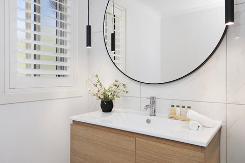 Sandymount - Accommodation VIC 6