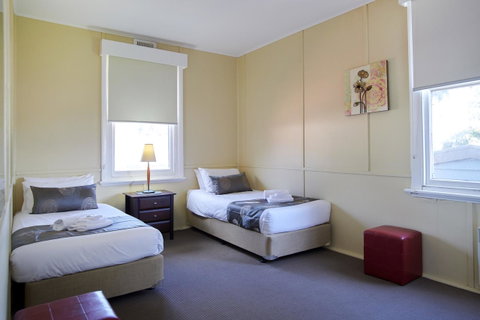 Amaroo Park - Accommodation VIC 5