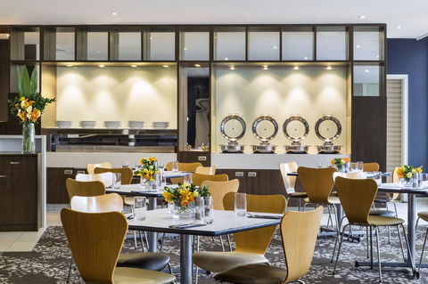 Holiday Inn Melbourne Airport, An IHG Hotel - Accommodation VIC 9