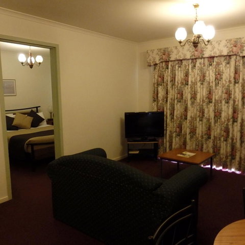 Bright Chalet - Accommodation VIC 10
