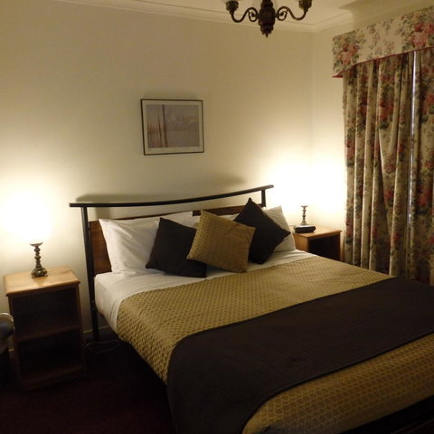 Bright Chalet - Accommodation VIC 12