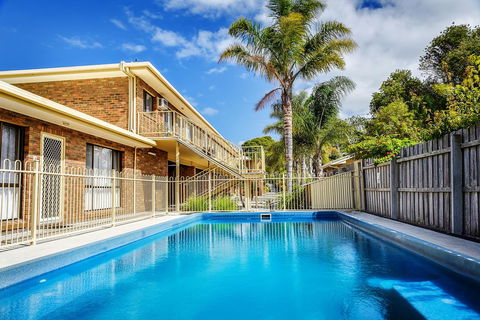 Allambi Holiday Apartments - Accommodation VIC 0