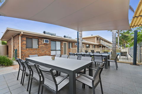 Allambi Holiday Apartments - Accommodation VIC 7