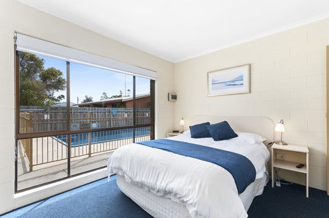 Allambi Holiday Apartments - Accommodation VIC 4