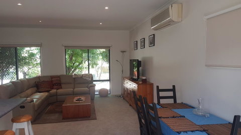 Island Escape - Accommodation VIC 5