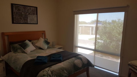 Island Escape - Accommodation VIC 6