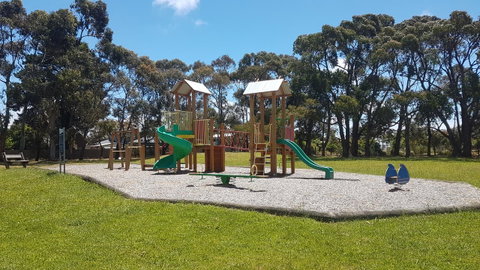 Island Escape - Accommodation VIC 12