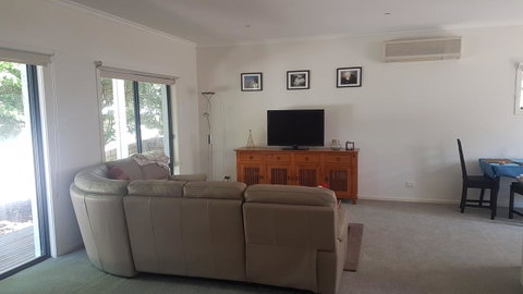 Island Escape - Accommodation VIC 4