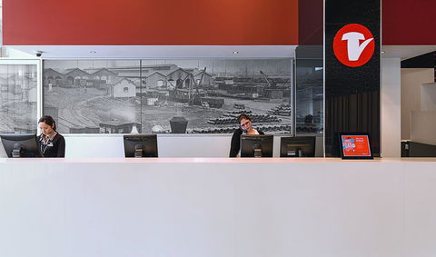 Travelodge Hotel Melbourne Docklands - Accommodation VIC 9