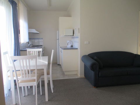Echo Beach Tourist Park - Accommodation VIC 37