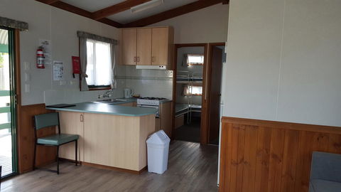 Echo Beach Tourist Park - Accommodation VIC 23
