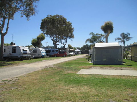 Echo Beach Tourist Park - Accommodation VIC 38
