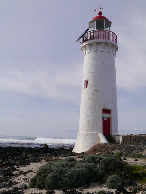 Eastern Beach Holiday Units - Accommodation VIC 8