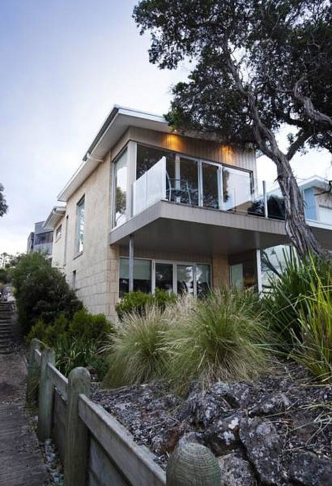 Battery Cove Beach Front Apartment - Accommodation VIC 0