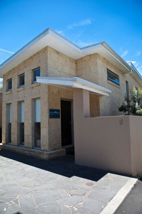 Battery Cove Beach Front Apartment - Accommodation VIC 12