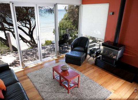 Battery Cove Beach Front Apartment - Accommodation VIC 11