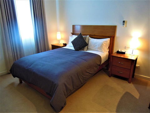 Plough Hotel - Accommodation VIC 6