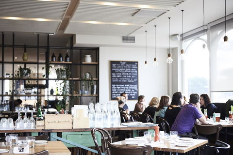 Plough Hotel - Accommodation VIC 16
