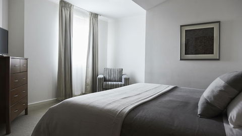 Plough Hotel - Accommodation VIC 2