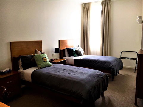 Plough Hotel - Accommodation VIC 9