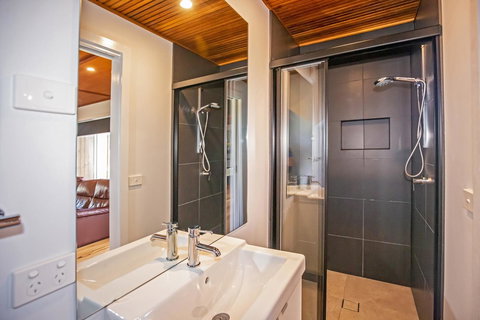 Island Getaway Cape Woolamai - Accommodation VIC 11