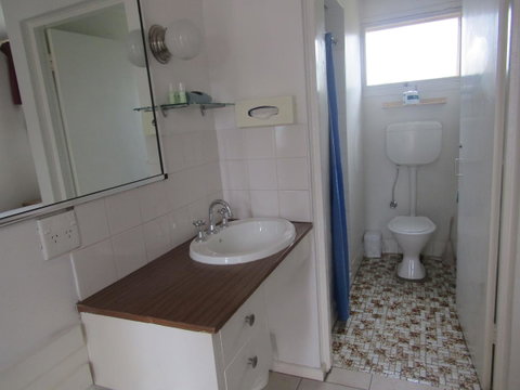 Twin City Motor Inn - Accommodation VIC 25