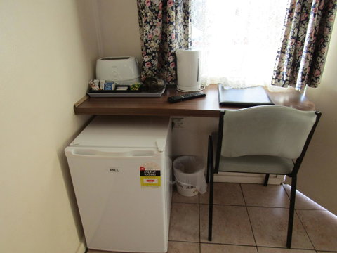 Twin City Motor Inn - Accommodation VIC 10