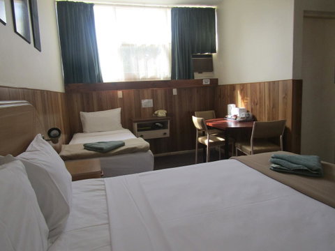 Twin City Motor Inn - Accommodation VIC 30