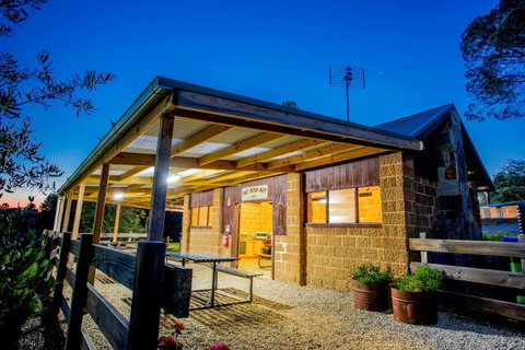BIG4 Castlemaine Gardens - Accommodation VIC 23