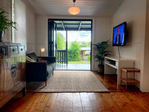 Cinta Cottage - Accommodation VIC 6