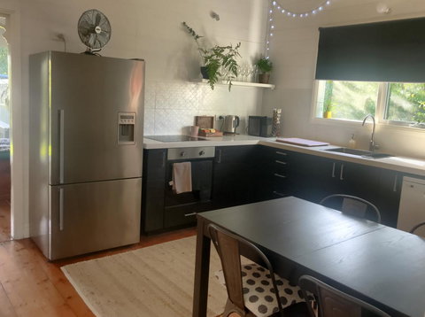 Cinta Cottage - Accommodation VIC 5