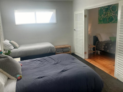 Cinta Cottage - Accommodation VIC 11