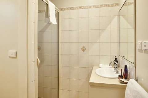 Goldfield Holiday Units - Accommodation VIC 6