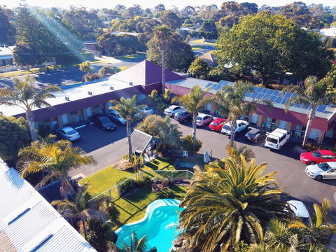 Tropicana Motor Inn - Accommodation VIC 16