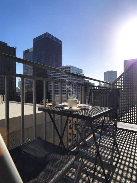 Oaks Melbourne On Collins Suites - Accommodation VIC 1