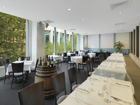 Oaks Melbourne On Collins Suites - Accommodation VIC 11