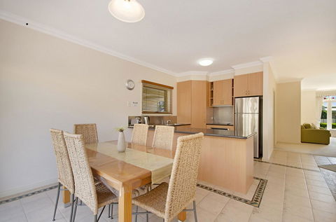 Sea Shells On Banyan Apartment - Accommodation VIC 5