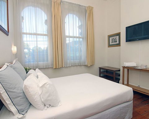 Hotel Claremont Guest House - Accommodation VIC 8